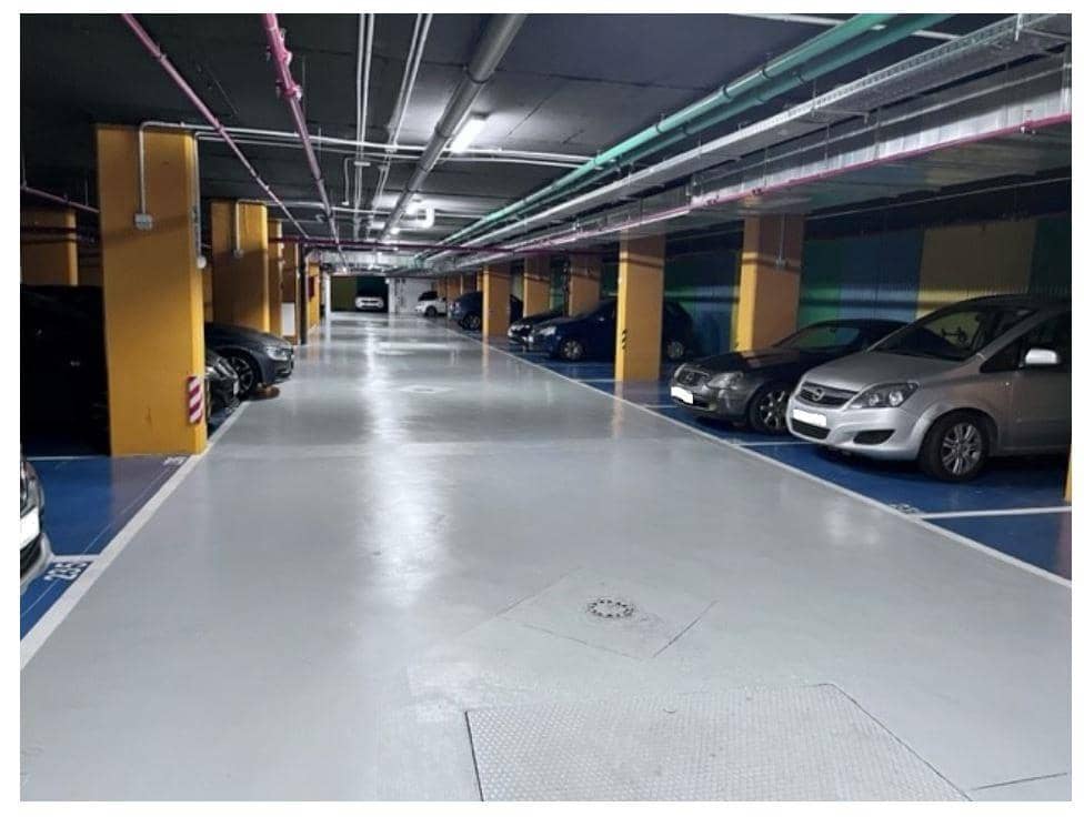 Garagem para venda em Malaga cidade - 39 300 € (Ref: 8498824)