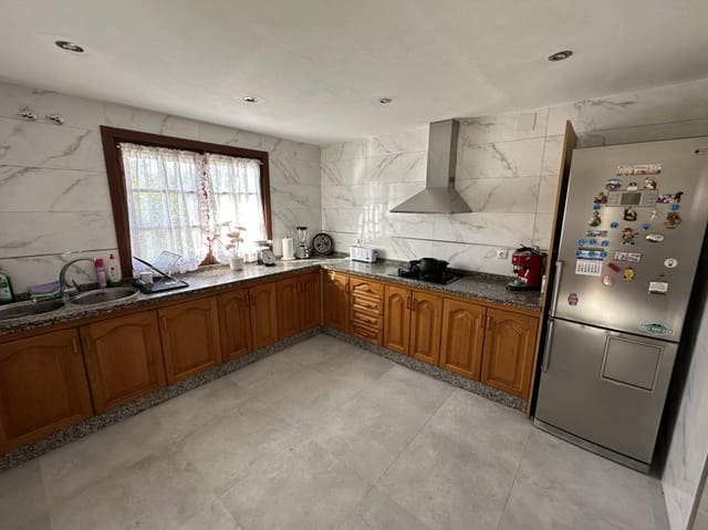 5 chambre Villa/Maison à vendre à Puerto de la Torre, Malaga ville avec garage - 750 000 € (Ref: 8498828)