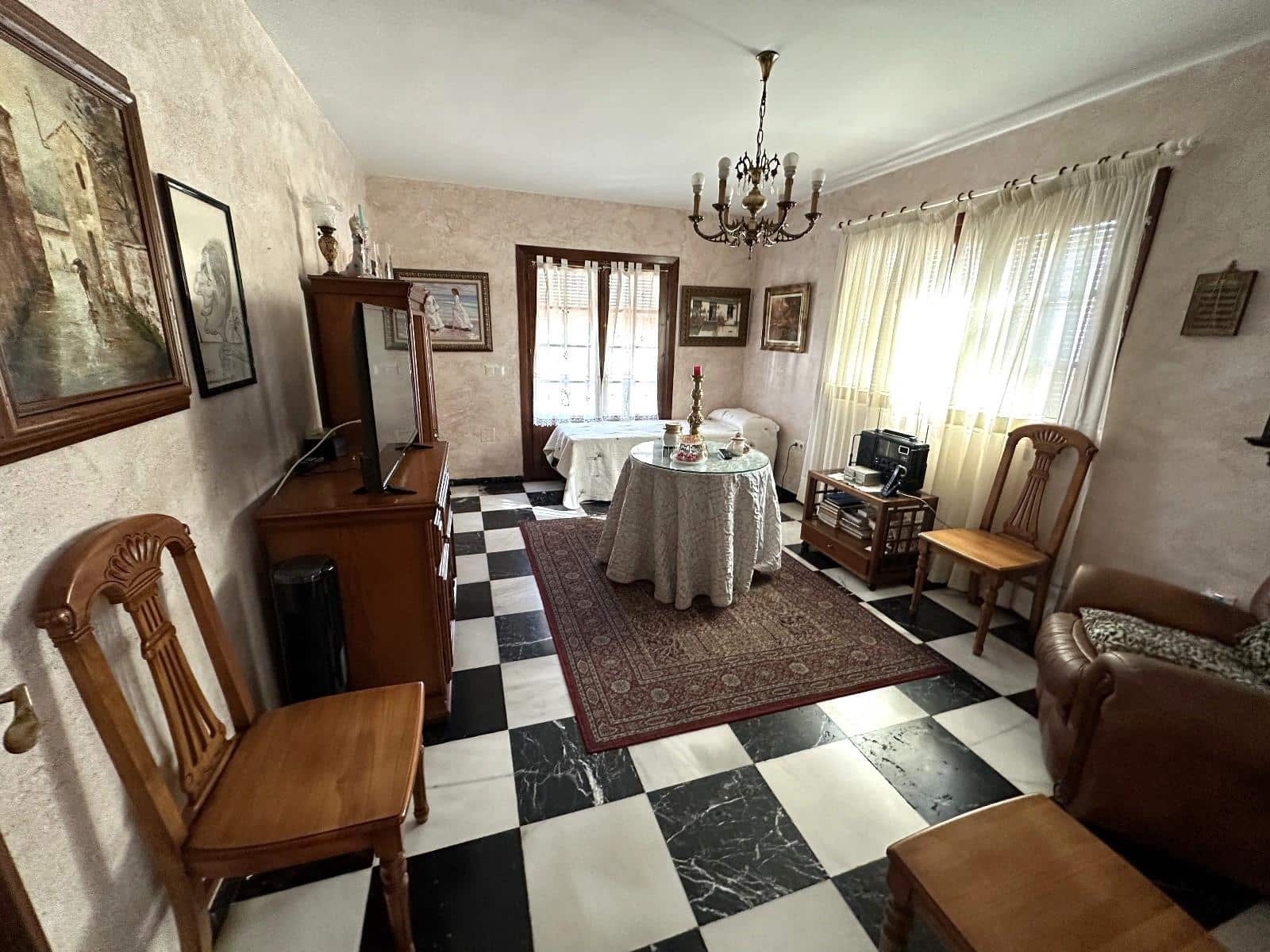 5 quarto Moradia para venda em Puerto de la Torre com garagem - 750 000 € (Ref: 8498828)