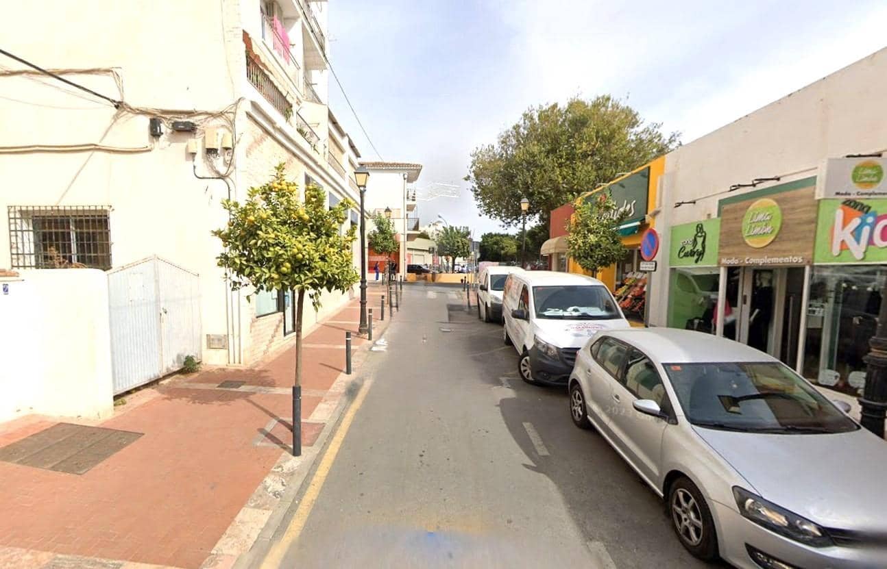 Commercial for sale in Benalmadena - € 606,400 (Ref: 8662600)
