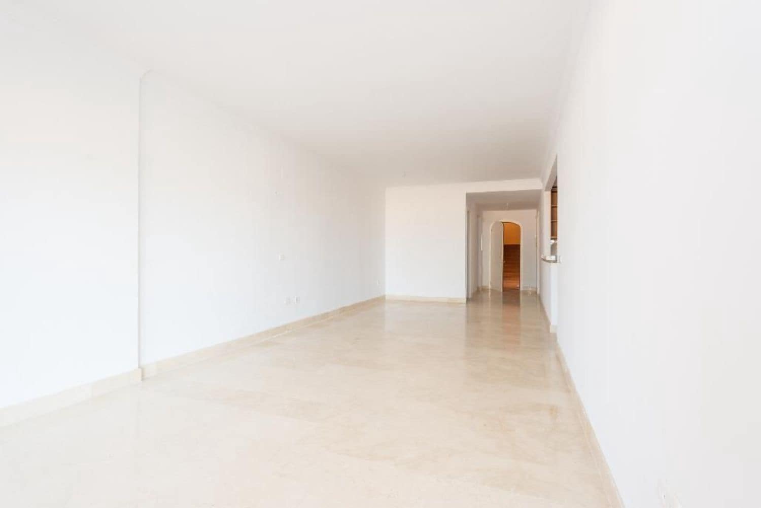 2 soveværelse Lejlighed til salg i Marbella med swimmingpool - € 344.500 (Ref: 8932389)