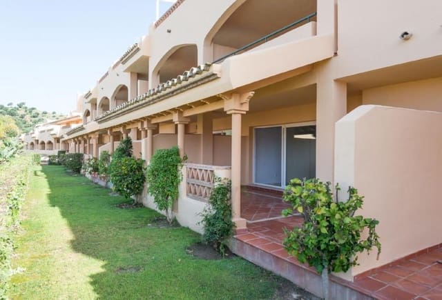 2 soveværelse Lejlighed til salg i Santa María, Marbella med swimmingpool - € 344.500 (Ref: 8932389)