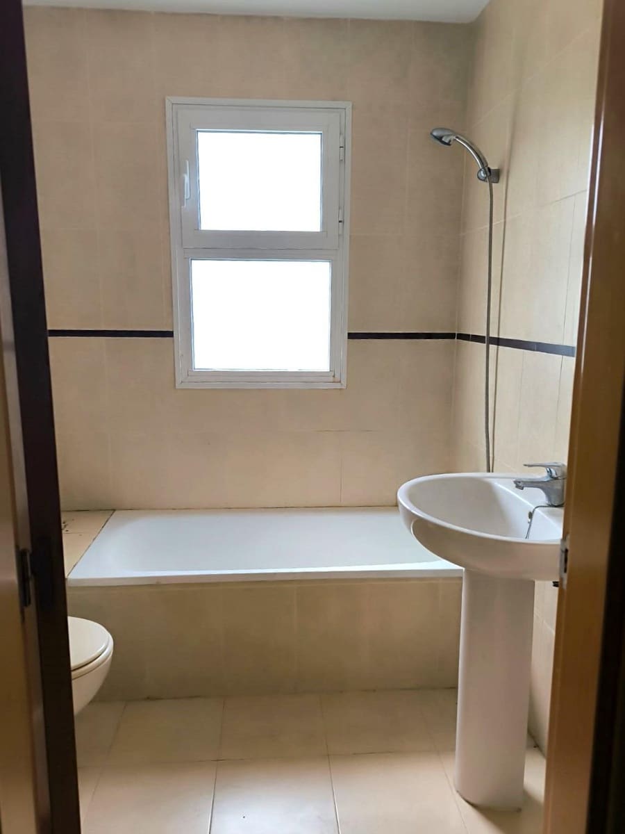 3 soveværelse Rækkehus til salg i Almayate med swimmingpool garage - € 310.000 (Ref: 8943859)