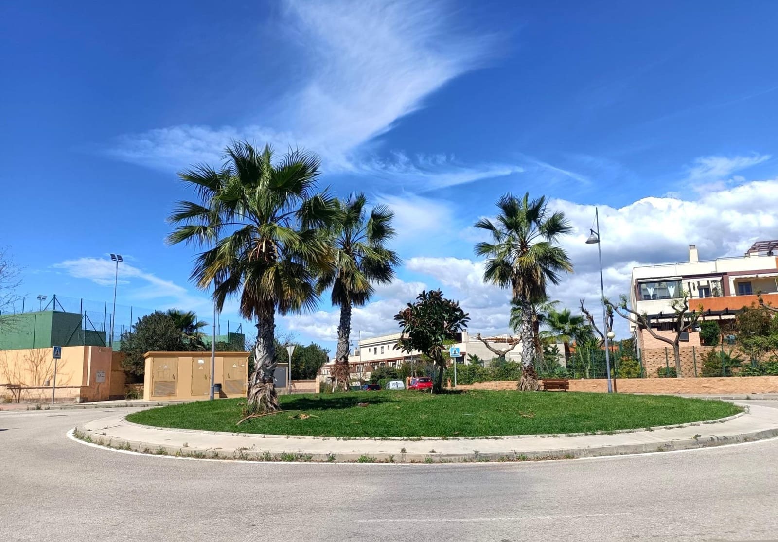 3 soveværelse Rækkehus til salg i Almayate med swimmingpool garage - € 310.000 (Ref: 8943859)