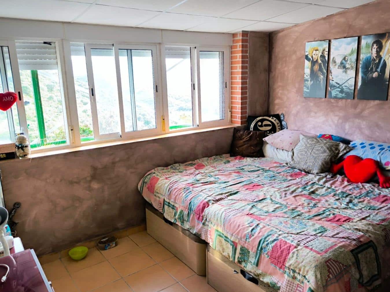 5 soveværelse Finca/Landehus til salg i Malaga by med swimmingpool garage - € 265.000 (Ref: 8985933)