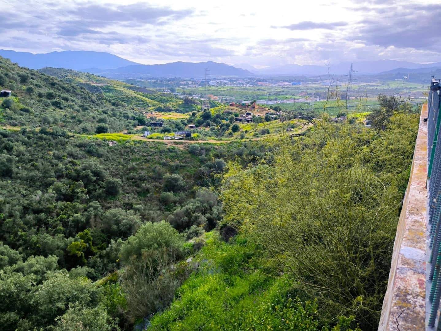 5 soveværelse Finca/Landehus til salg i Malaga by med swimmingpool garage - € 265.000 (Ref: 8985933)