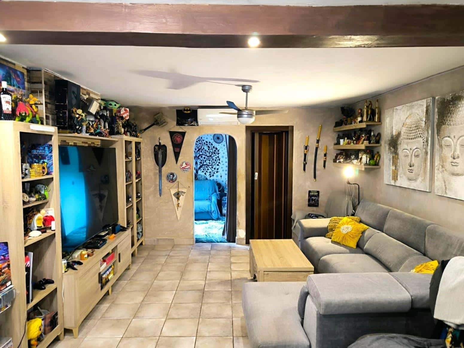 5 soveværelse Finca/Landehus til salg i Malaga by med swimmingpool garage - € 265.000 (Ref: 8985933)