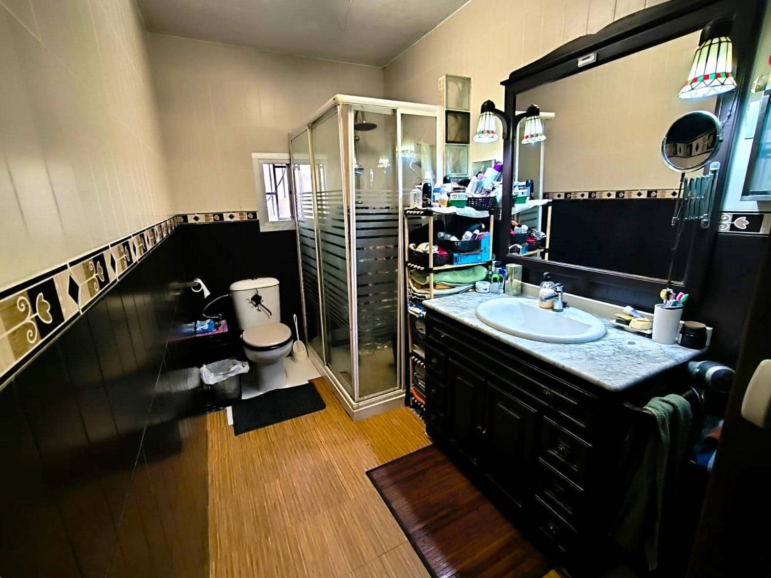 5 soveværelse Finca/Landehus til salg i Malaga by med swimmingpool garage - € 265.000 (Ref: 8985933)