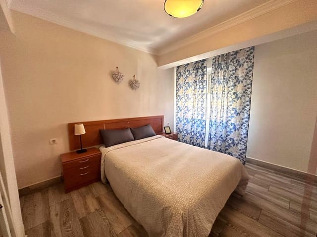 2 soveværelse Lejlighed til leje i Perchel Norte, Málaga by - € 950 (Ref: 9003581)