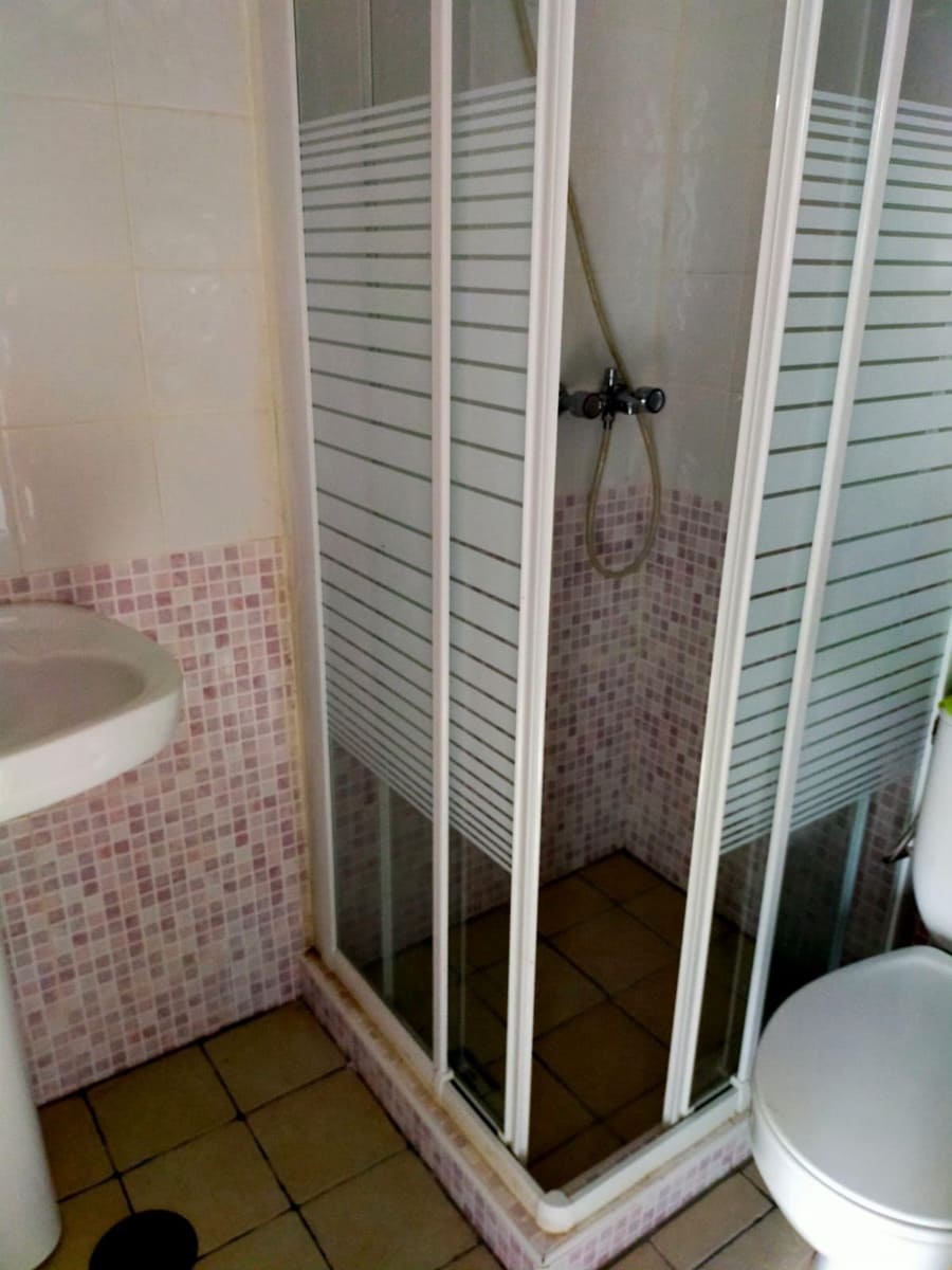 5 soveværelse Byhus til salg i Santa Colomba de Somoza - € 79.000 (Ref: 9057850)