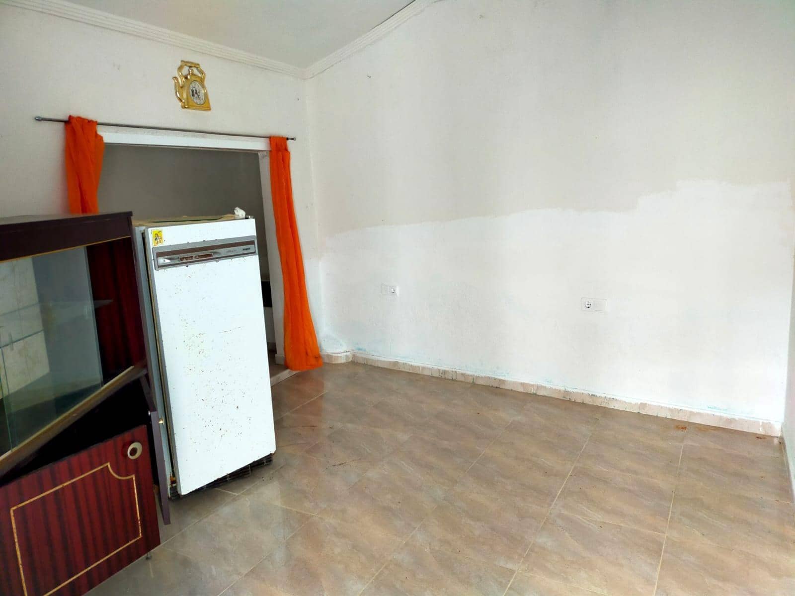 5 soveværelse Byhus til salg i Santa Colomba de Somoza - € 79.000 (Ref: 9057850)