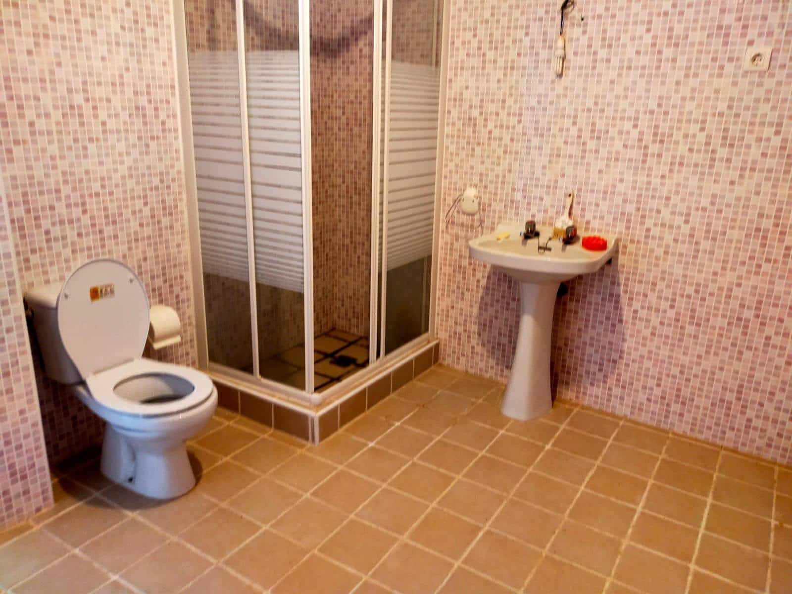 5 soveværelse Byhus til salg i Santa Colomba de Somoza - € 79.000 (Ref: 9057850)