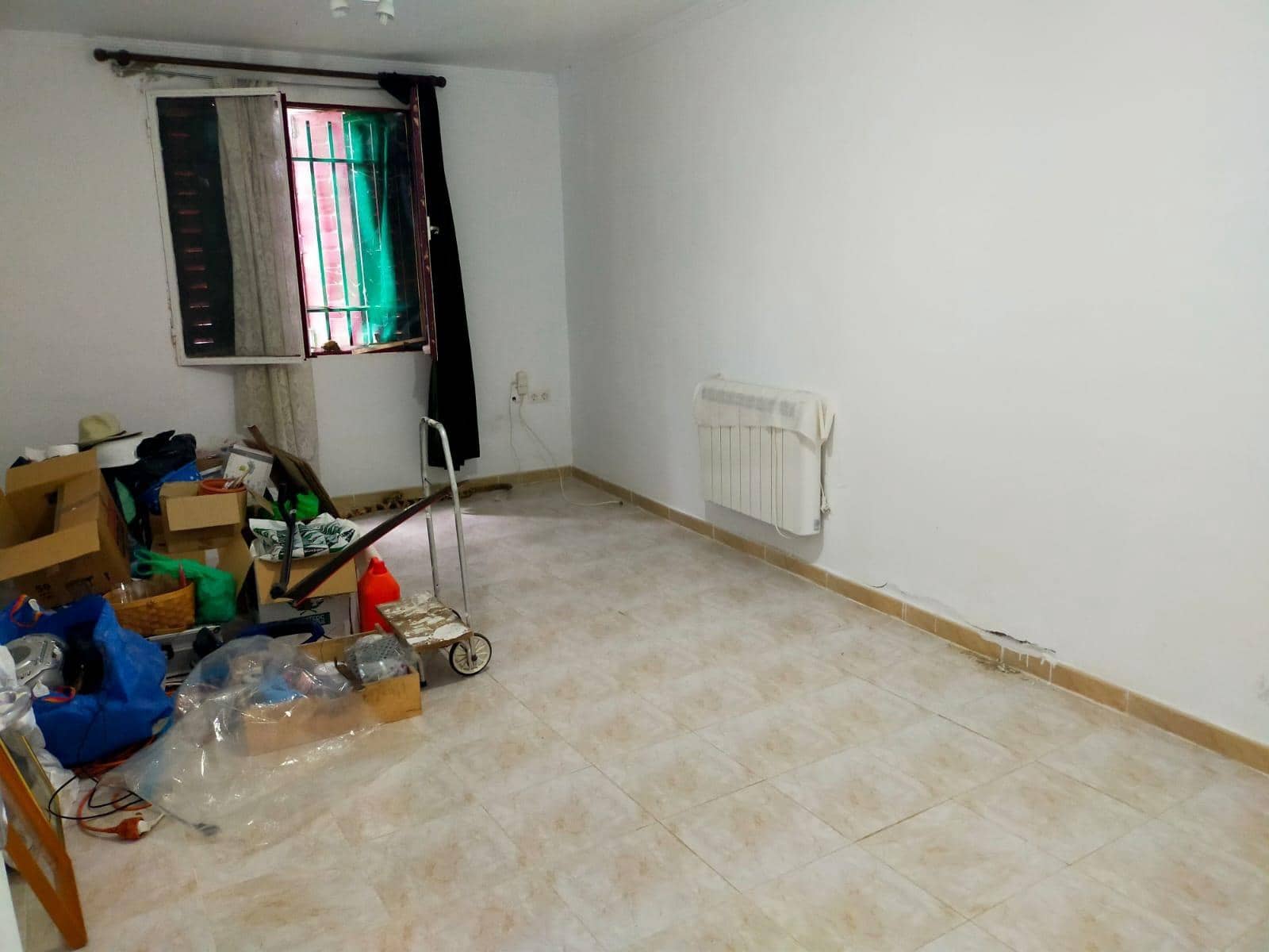 5 soveværelse Byhus til salg i Santa Colomba de Somoza - € 79.000 (Ref: 9057850)