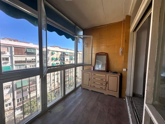 3 Zimmer Wohnung zu verkaufen in Málaga Stadt - 379.000 € (Ref: 9228839)