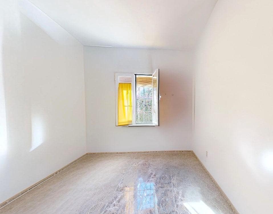 3 soverom Leilighet til salgs i Malaga by - € 278 000 (Ref: 9232862)