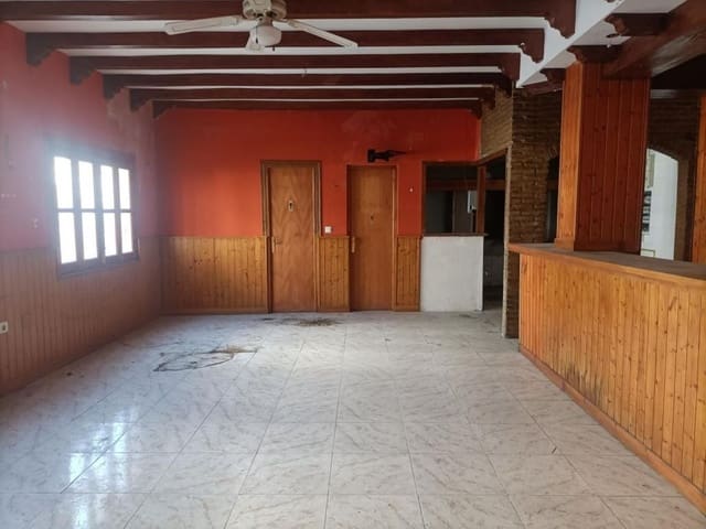 Commercieel te koop in Nerja - € 374.000 (Ref: 9240352)