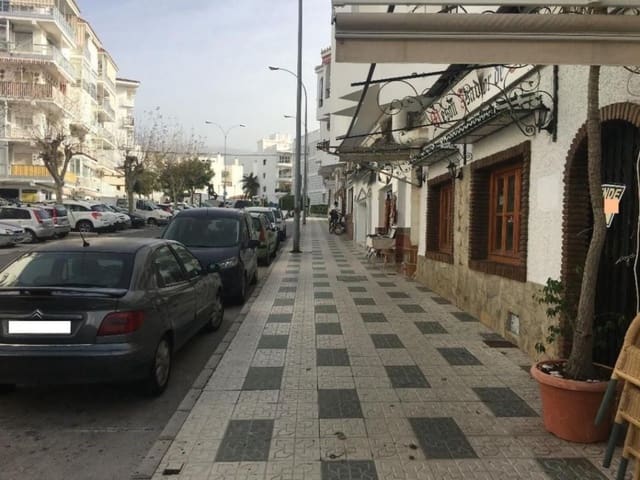 Commercieel te koop in Nerja - € 374.000 (Ref: 9240352)