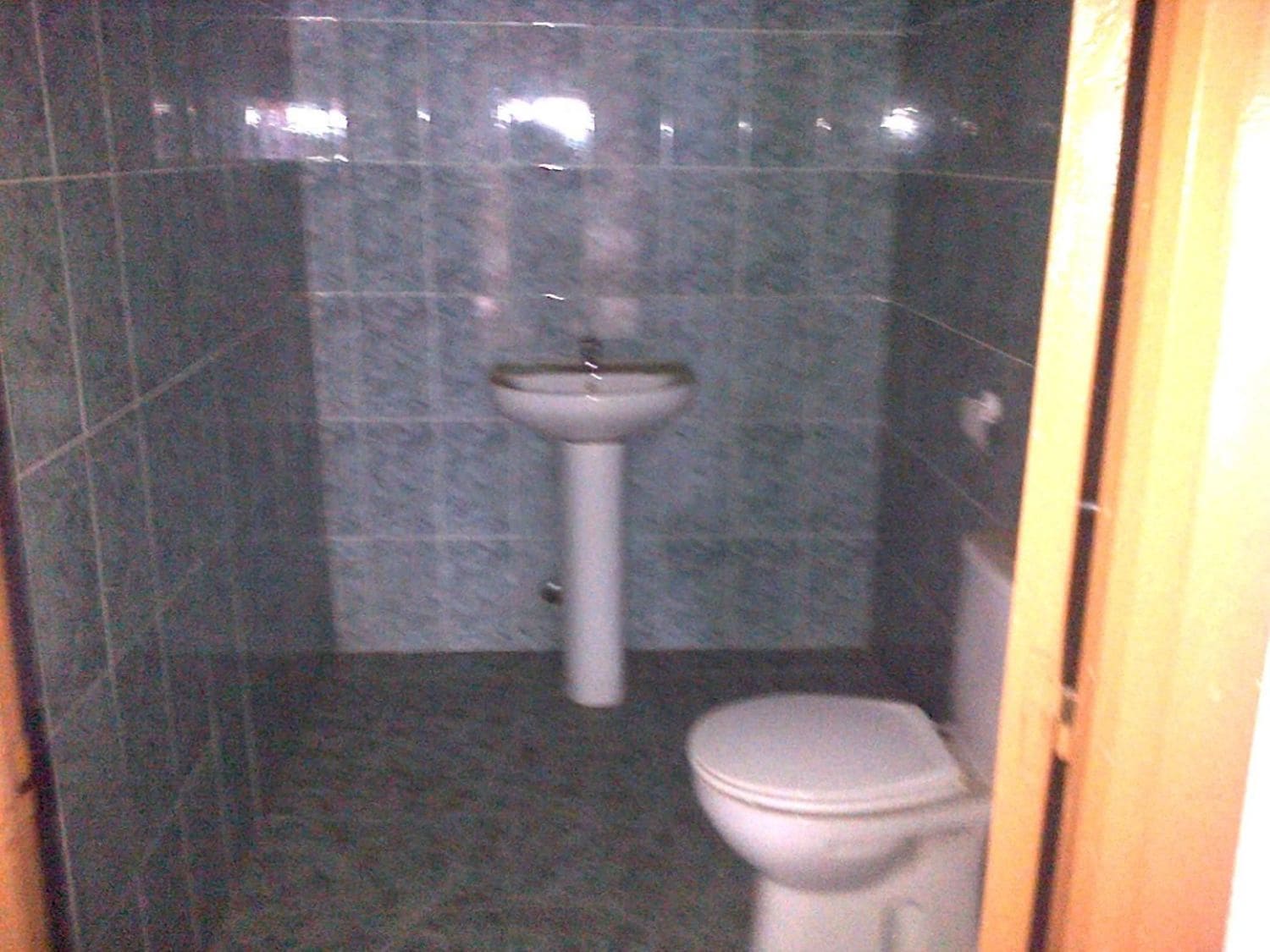 Commercial for sale in Malaga city - € 471,400 (Ref: 9240354)