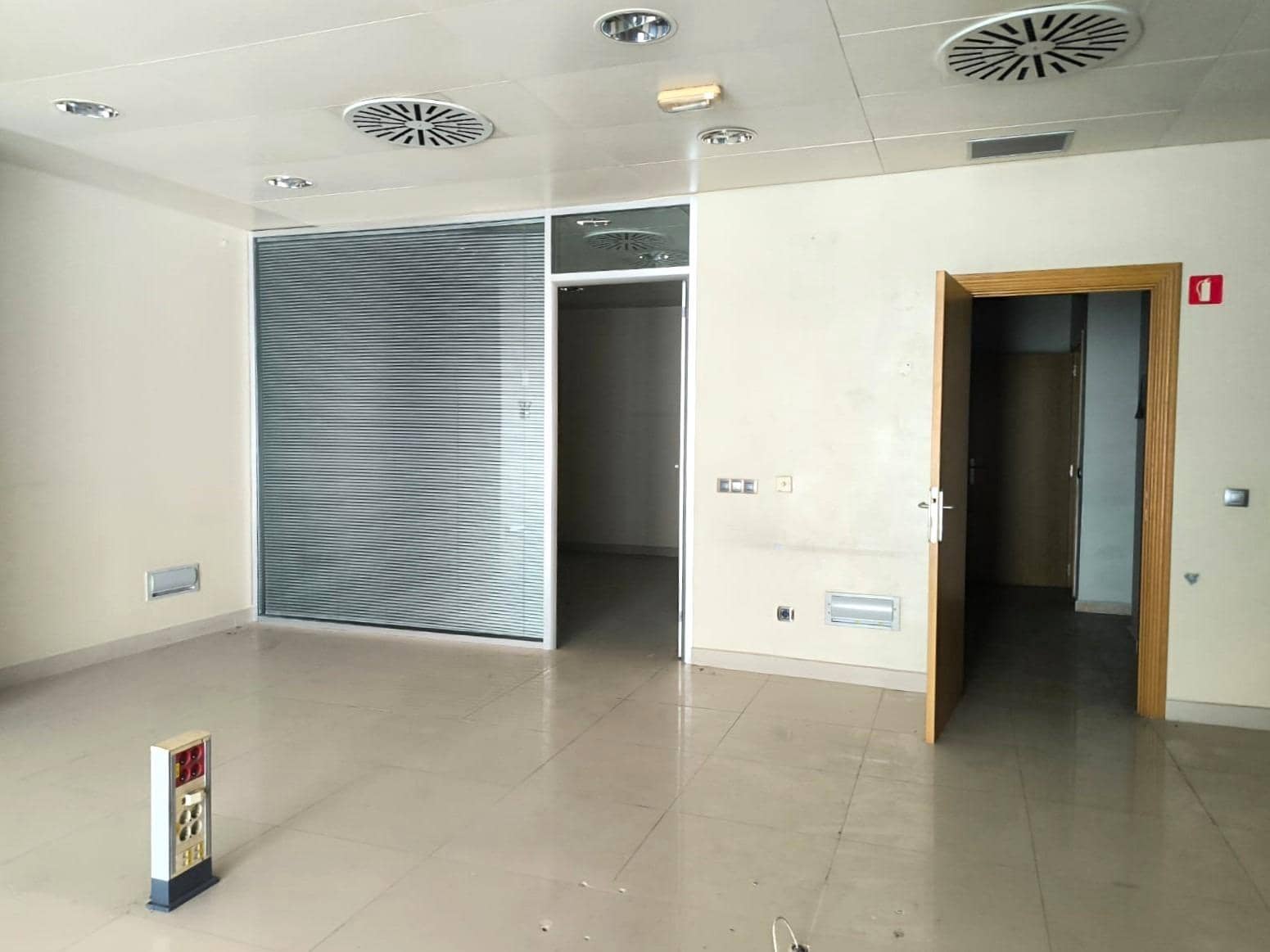 Erhverv til salg i Malaga by - € 482.400 (Ref: 9240360)