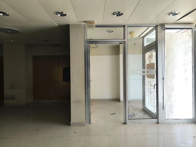 Erhverv til salg i Málaga by - € 482.400 (Ref: 9240360)