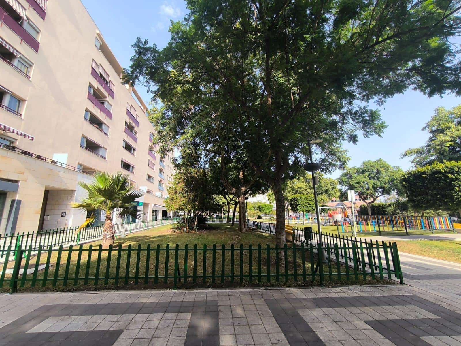 Erhverv til salg i Malaga by - € 482.400 (Ref: 9240360)