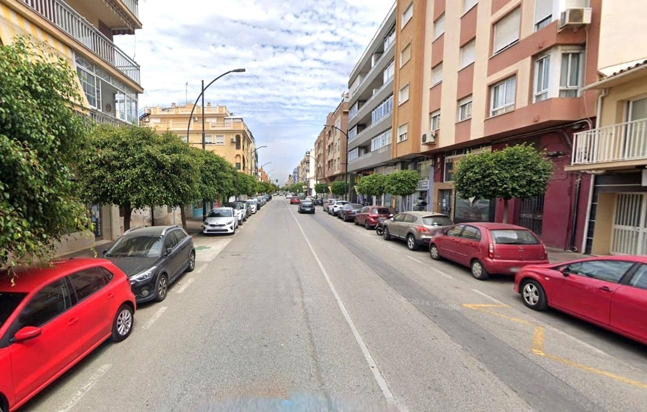 Commercial for sale in Rincon de la Victoria - € 530,800 (Ref: 9243372)