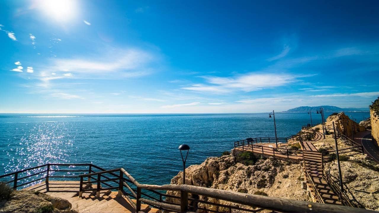 Commercial for sale in Rincon de la Victoria - € 530,800 (Ref: 9243372)