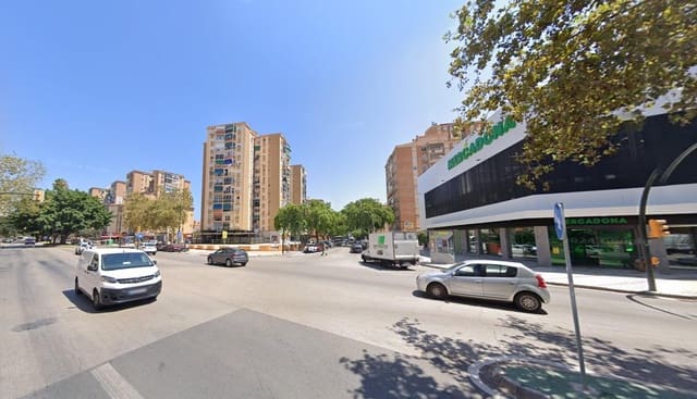 7 Zimmer Gewerbe zu verkaufen in Málaga Stadt - 403.100 € (Ref: 9269691)