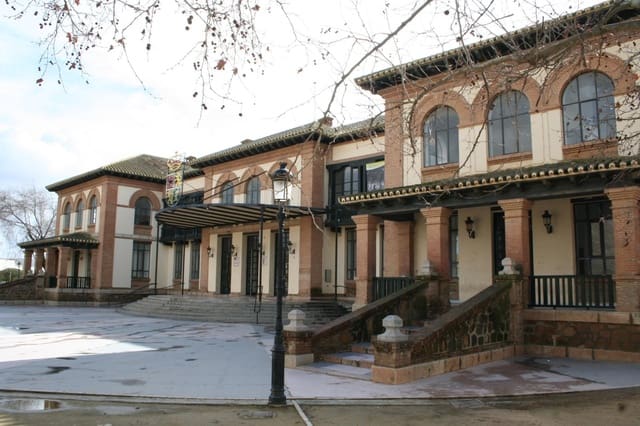 Kommersiell till salu i Campillos - 114 500 € (Ref: 9285454)