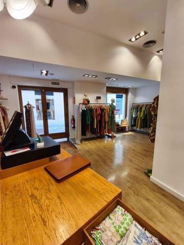 Commerciale da affittare in Centro Historico, Malaga città - 5.000 € (Rif: 9321872)