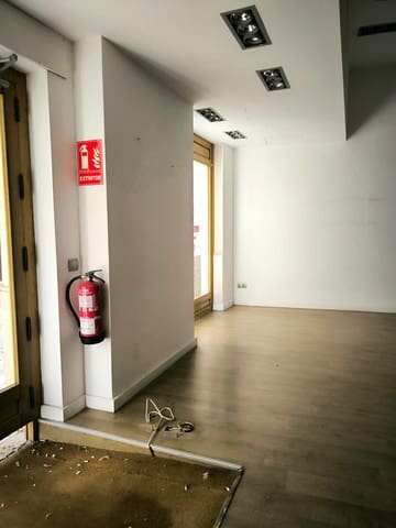 Commercial for rent in Centro Historico, Málaga city - € 4,250 (Ref: 9321872)