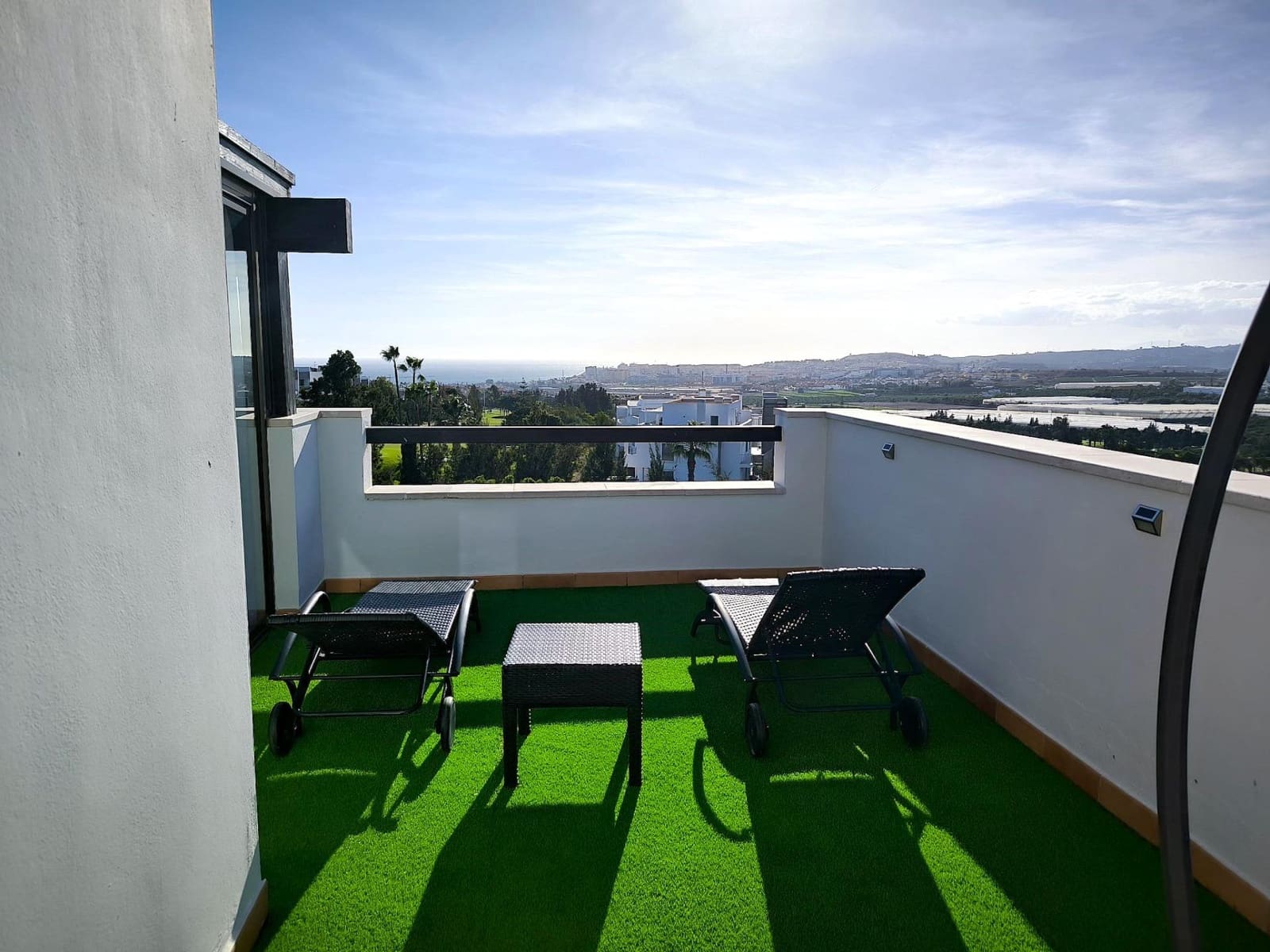 2 soverom Penthouse til salgs i Caleta de Velez med svømmebasseng garasje - € 459 000 (Ref: 9341159)