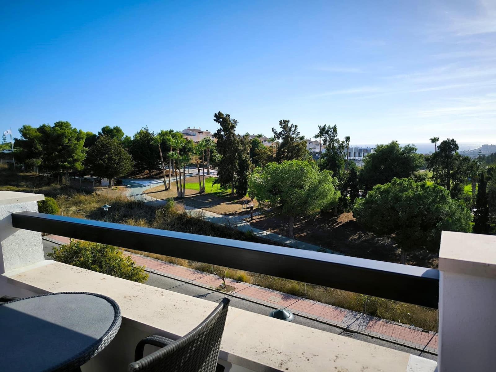 2 soverom Penthouse til salgs i Caleta de Velez med svømmebasseng garasje - € 459 000 (Ref: 9341159)