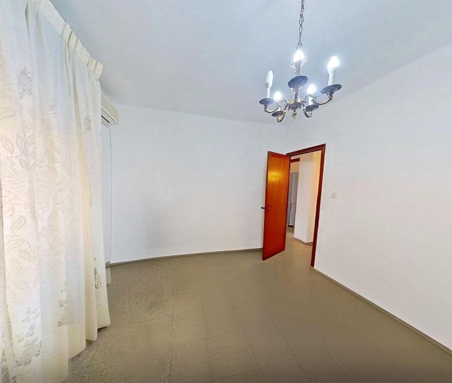 3 slaapkamer Flat te koop in Malaga stad - € 901.000 (Ref: 9355819)