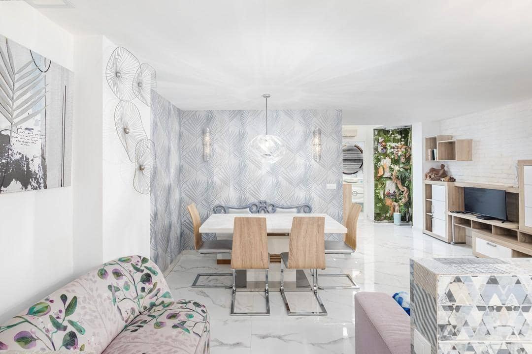 3 soveværelse Rækkehus til salg i Malaga by - € 560.000 (Ref: 9427164)