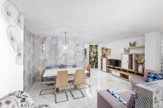 3 soveværelse Rækkehus til salg i Málaga by - € 560.000 (Ref: 9427164)