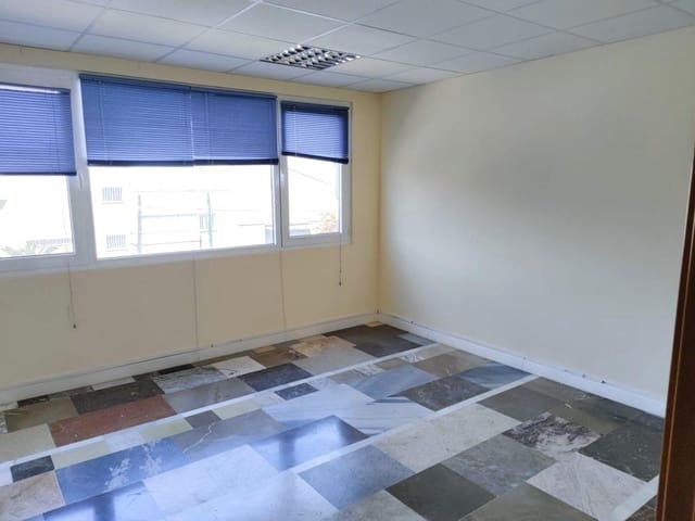 Biuro do wynajęcia w Carretera de Cadiz, Miasto Málaga - 325 € (Ref: 9456225)