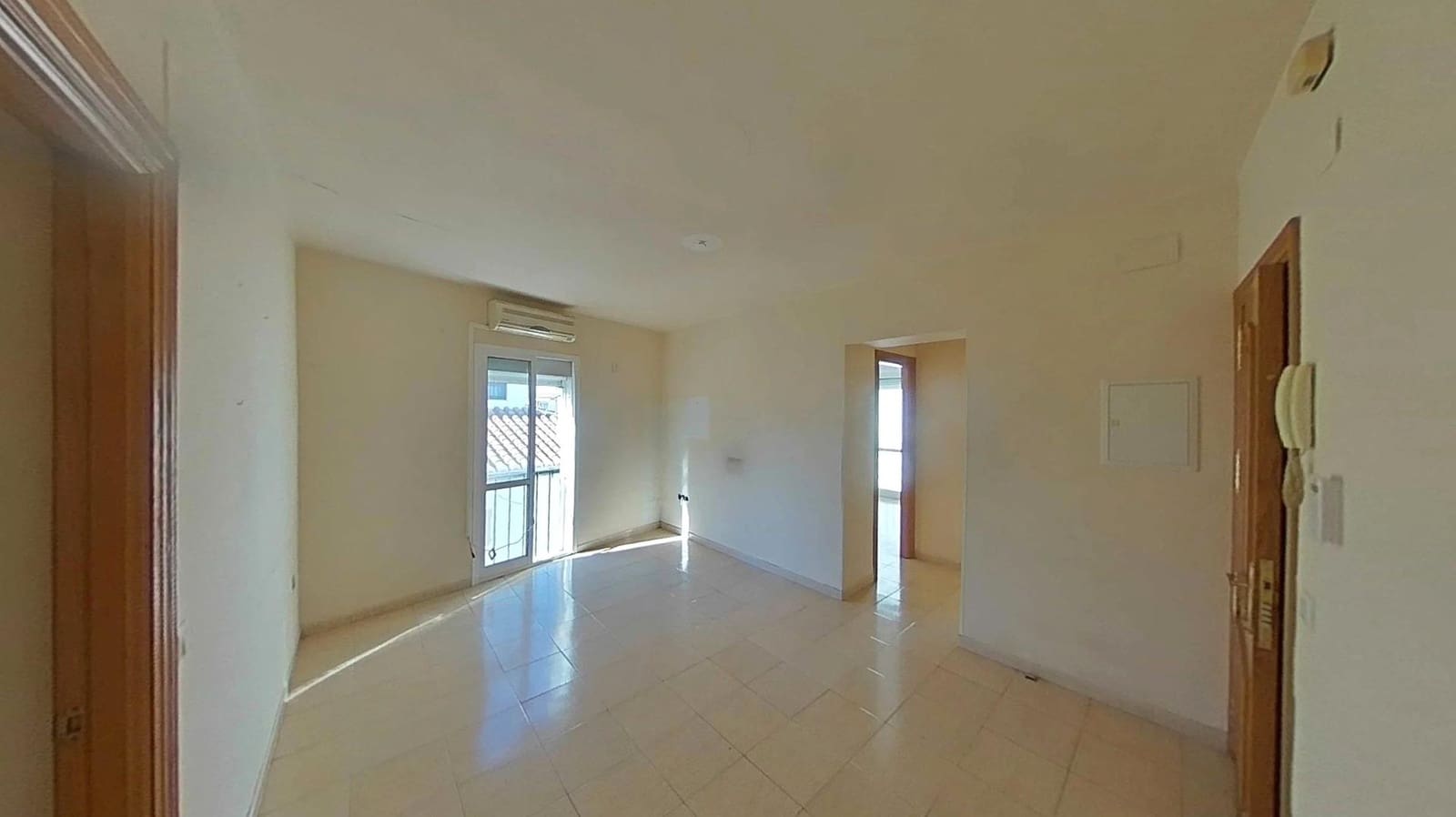 2 Zimmer Apartment zu verkaufen in Velez-Malaga - 135.000 € (Ref: 9462057)