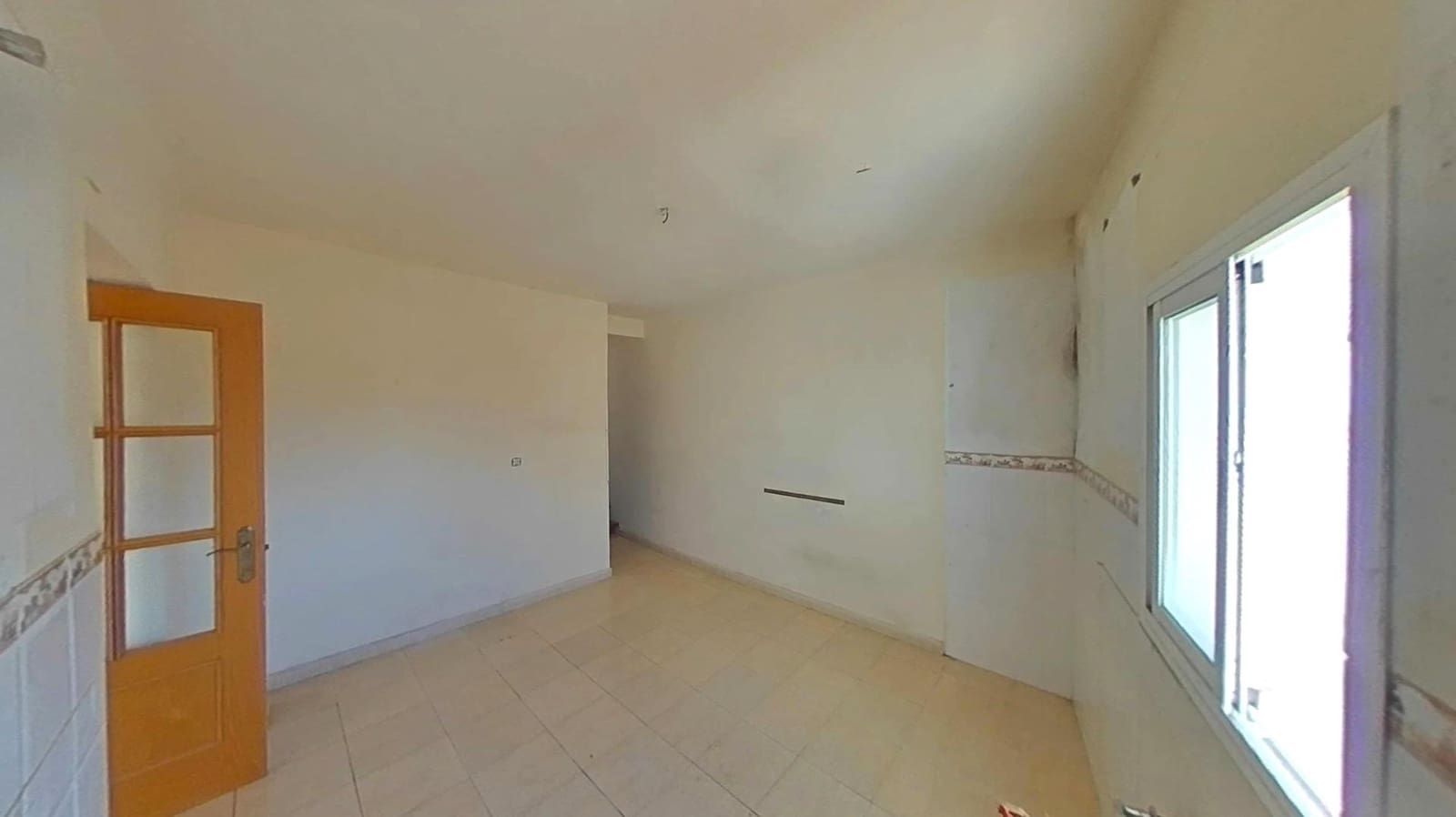 2 Zimmer Apartment zu verkaufen in Velez-Malaga - 135.000 € (Ref: 9462057)