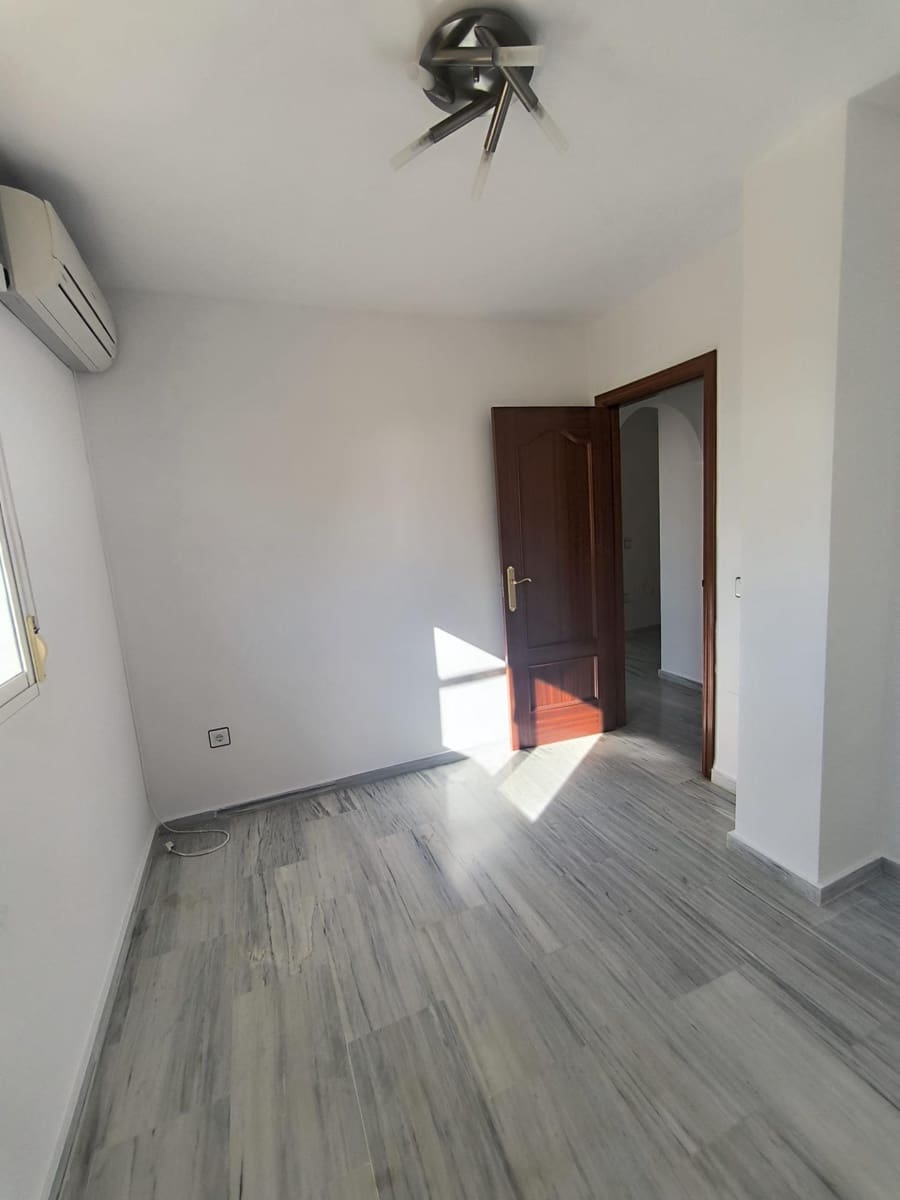 2 sovrum Takvåning till salu i Algarrobo - 470 000 € (Ref: 9482027)