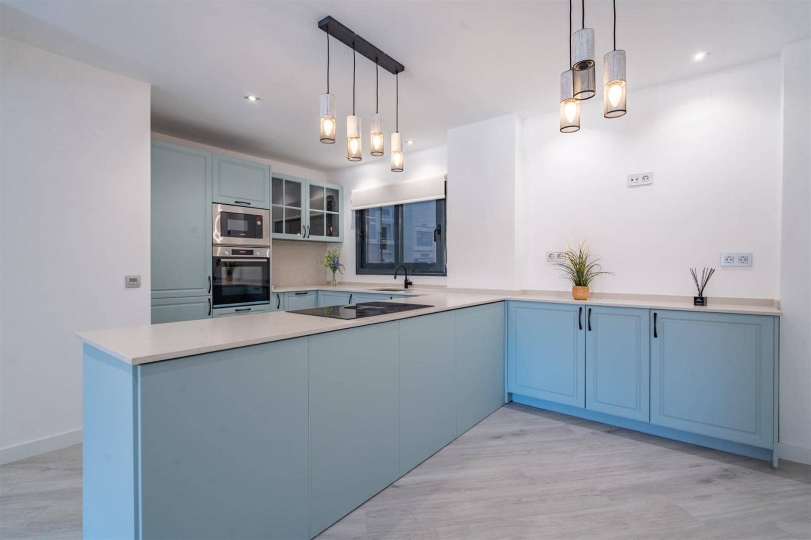 Piso de 3 habitaciones en Málaga ciudad en venta con garaje - 795.000 € (Ref: 9619202)