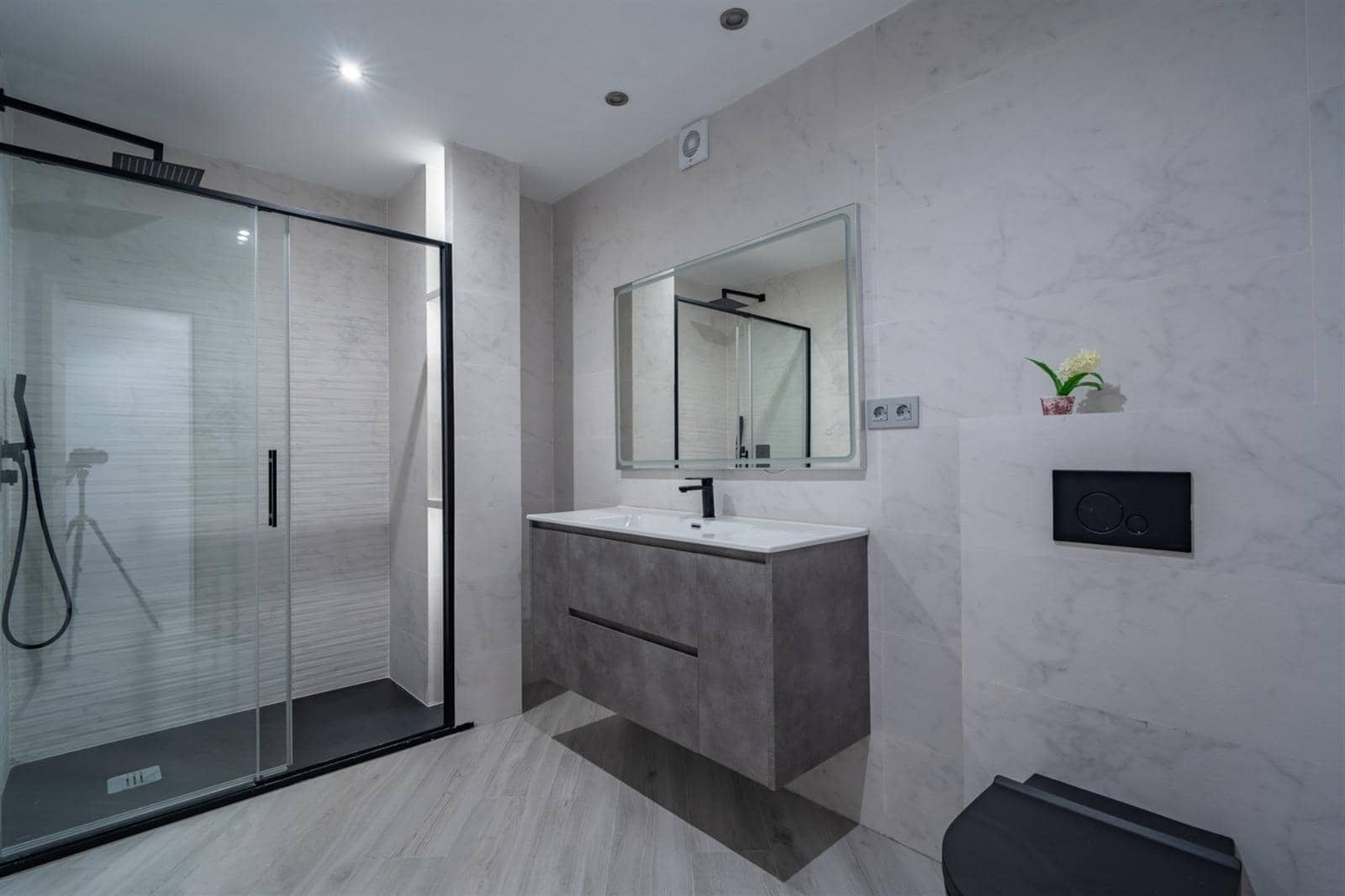 Piso de 3 habitaciones en Málaga ciudad en venta con garaje - 795.000 € (Ref: 9619202)