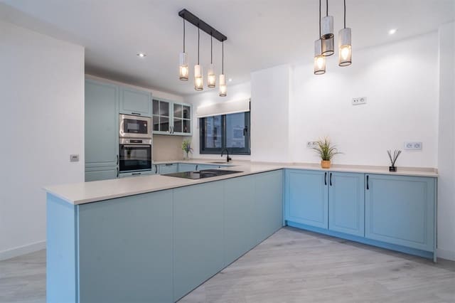 3 bedroom Flat for sale in La Malagueta, Málaga city with garage - € 795,000 (Ref: 9619202)