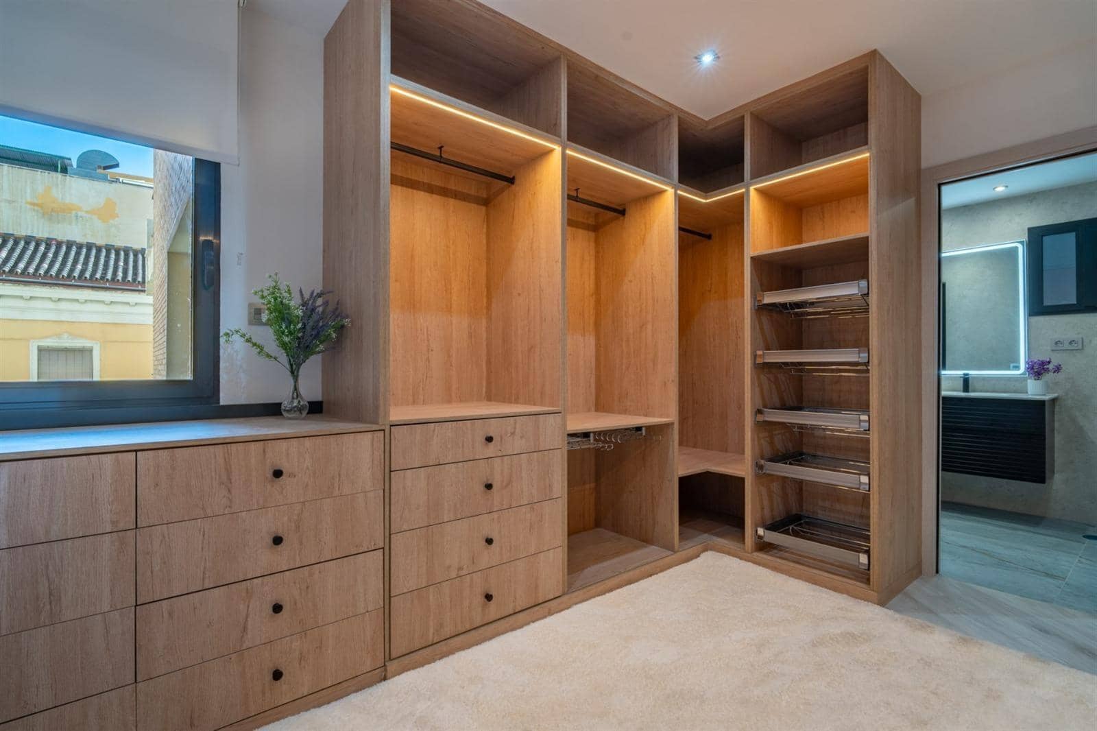 Piso de 3 habitaciones en Málaga ciudad en venta con garaje - 795.000 € (Ref: 9619202)