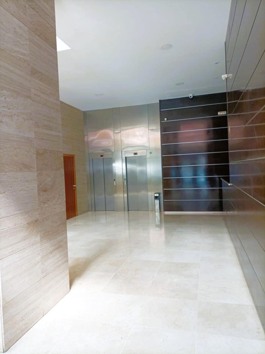 2 sovrum Lägenhet till salu i Malaga stad med garage - 505 000 € (Ref: 9651928)