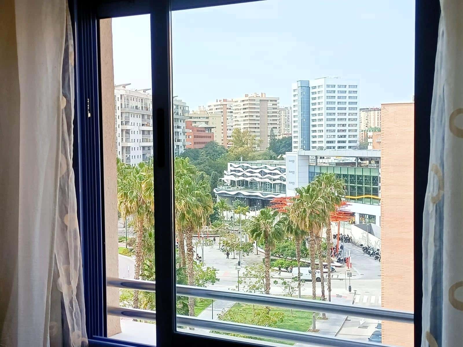 2 sovrum Lägenhet till salu i Malaga stad med garage - 505 000 € (Ref: 9651928)