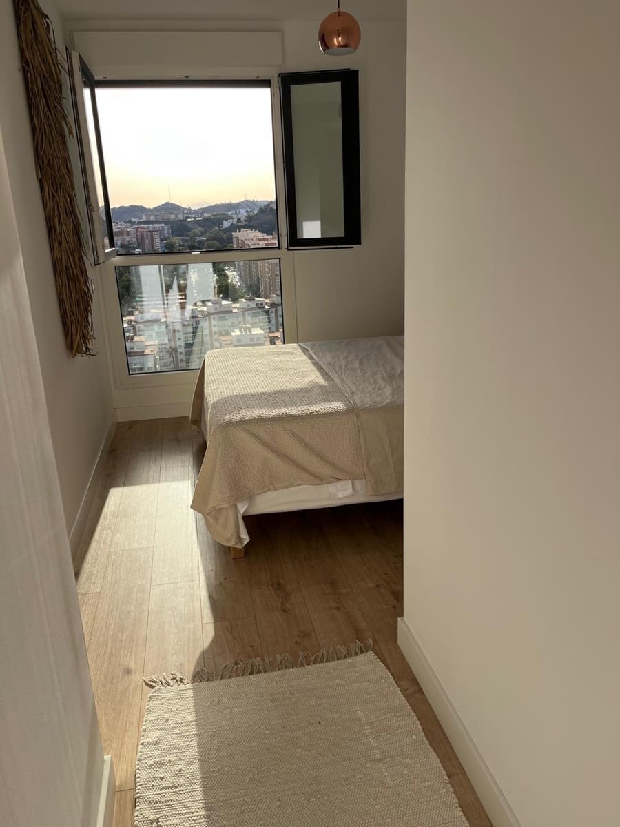 2 sovrum Lägenhet till salu i Malaga stad med pool - 446 000 € (Ref: 9659405)