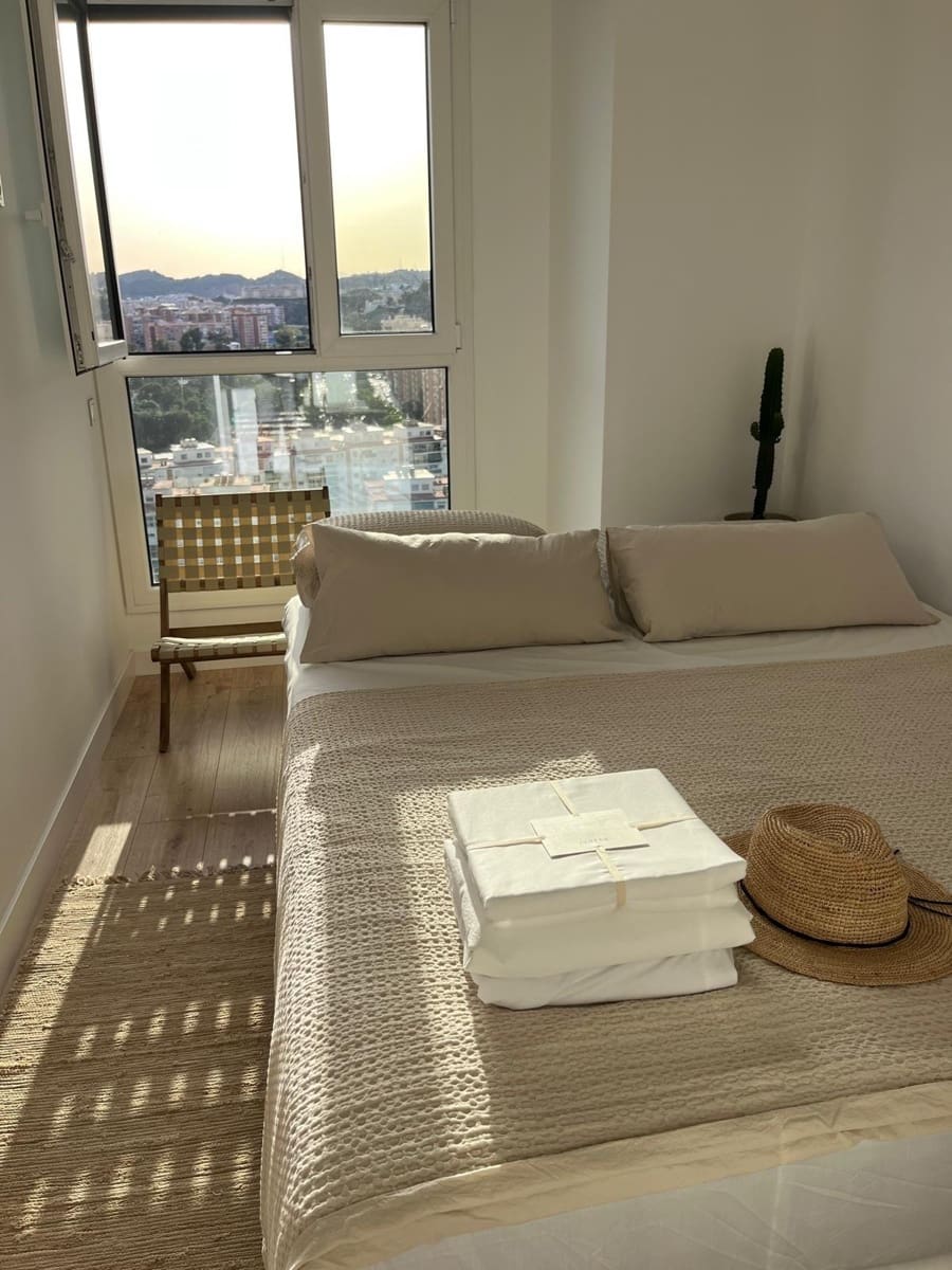 2 sovrum Lägenhet till salu i Malaga stad med pool - 446 000 € (Ref: 9659405)