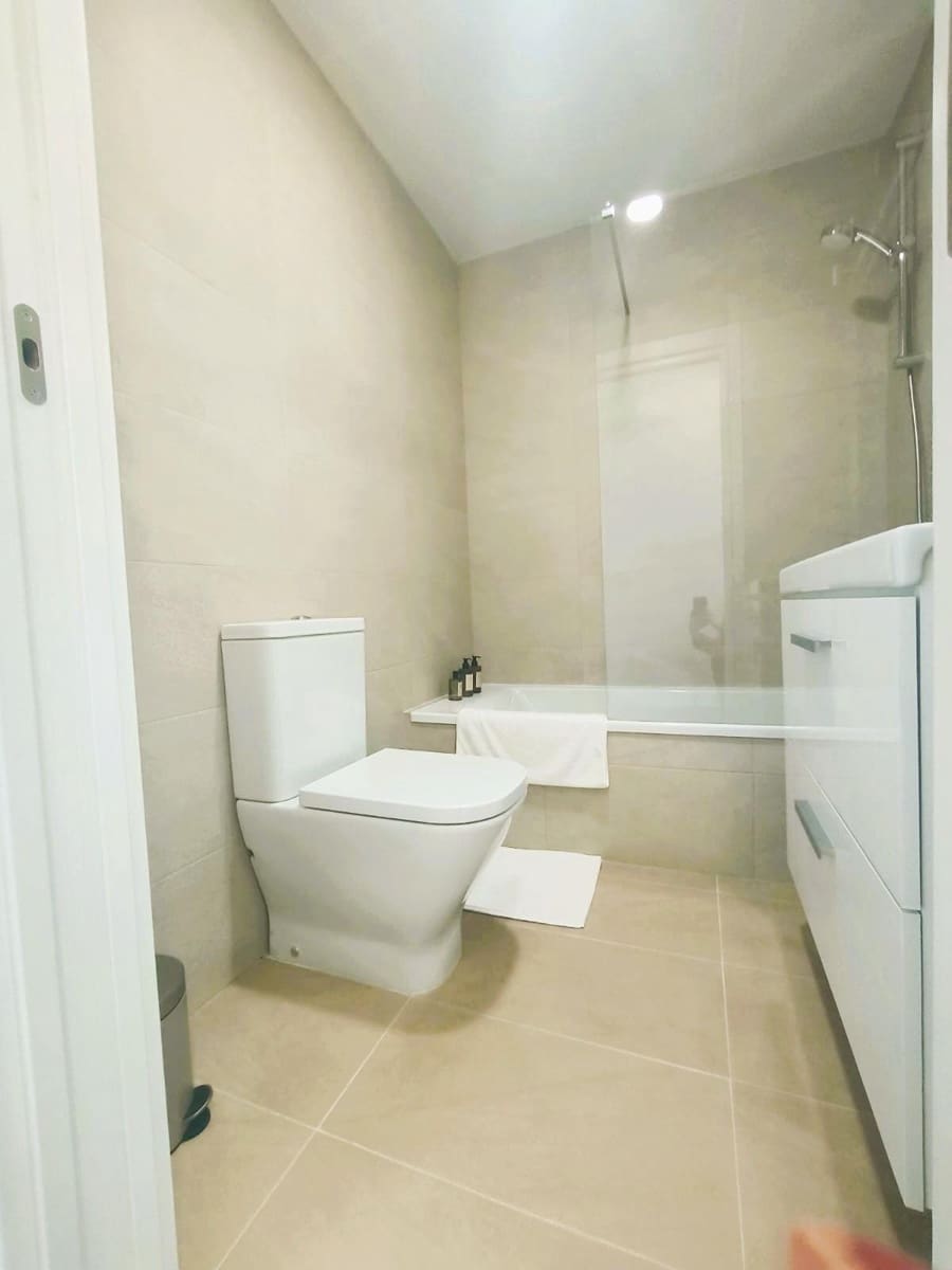 2 sypialnia Apartament na sprzedaż w Miasto Malaga z basenem - 419 000 € (Ref: 9744129)