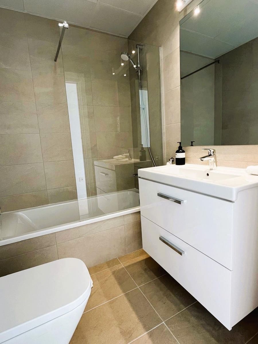 2 sypialnia Apartament na sprzedaż w Miasto Malaga z basenem - 419 000 € (Ref: 9744129)